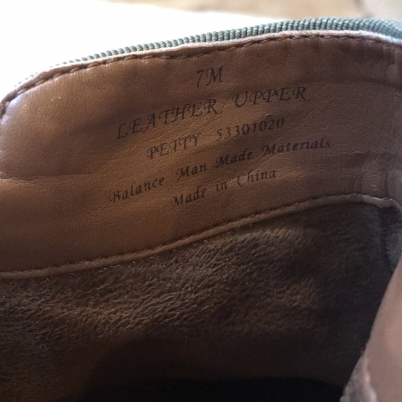 Sam Edelman Petty Ankle Bootie - Picture 6 of 8